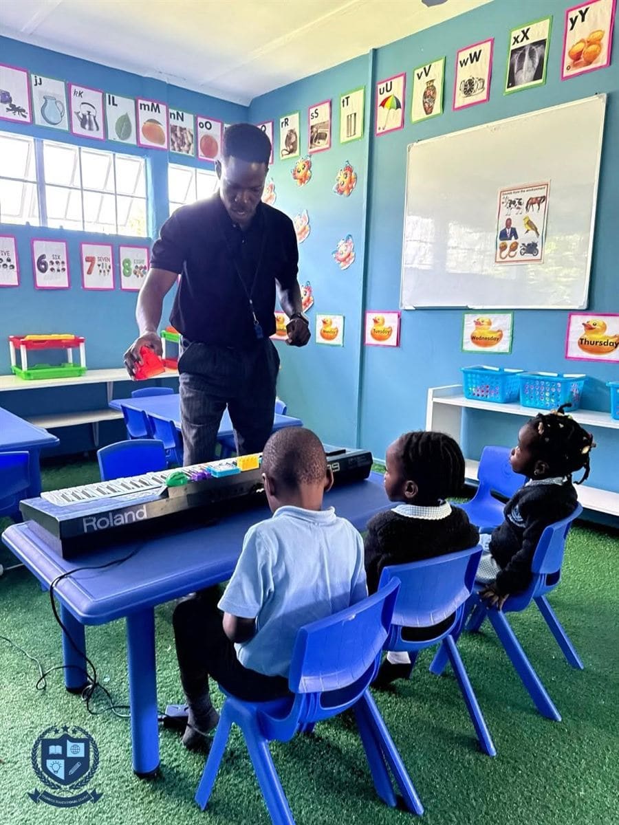 Music lesson with a keyboard